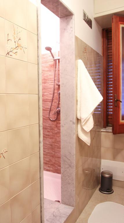 B&B Fiori Di Lava Николози Стая снимка